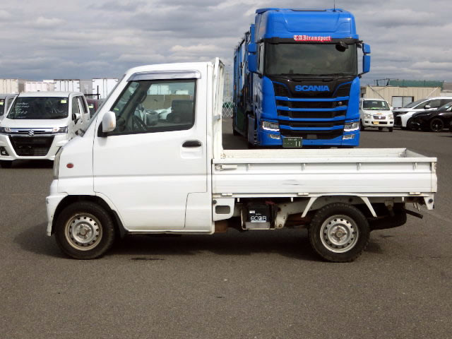 1999 Mitsubishi Minicab Truck U62T (UW-698d4895251a4)[3]