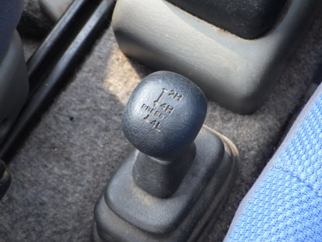 2001 Suzuki Jimny JB23W (UW-6996b785890e0)[14]