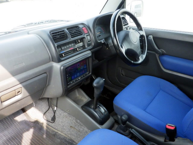 2001 Suzuki Jimny JB23W (UW-6996b785890e0)[9]