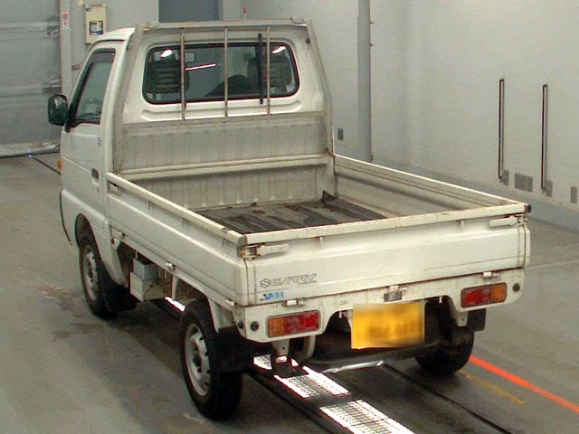1996 Suzuki Carry Truck DC51T (UW-697c18084f83f)[1]