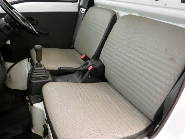 1996 Suzuki Carry Truck DC51T (UW-698d573ed31de)[5]