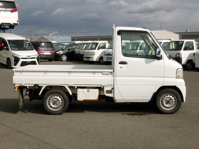 2001 Mitsubishi Minicab Truck U62T (UW-6981c77152803)[2]