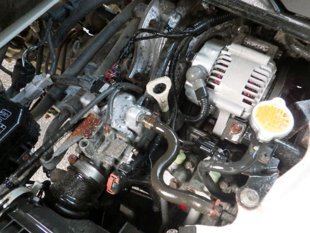 2001 Mitsubishi Minicab Truck U62T (UW-6981c77152803)[8]