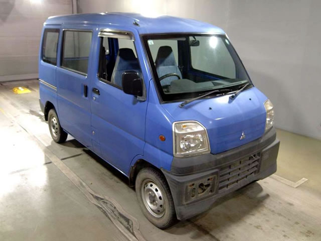 2000 Mitsubishi Minicab Van U62V