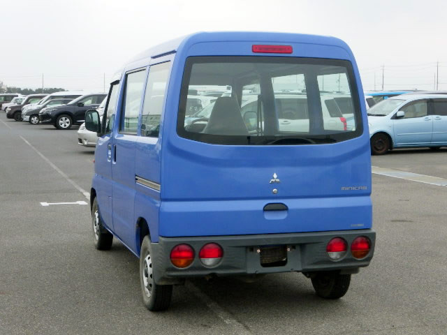 2000 Mitsubishi Minicab Van U62V (UW-6996bc1cb6e67)[1]