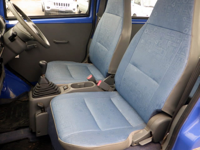 2000 Mitsubishi Minicab Van U62V (UW-6996bc1cb6e67)[18]