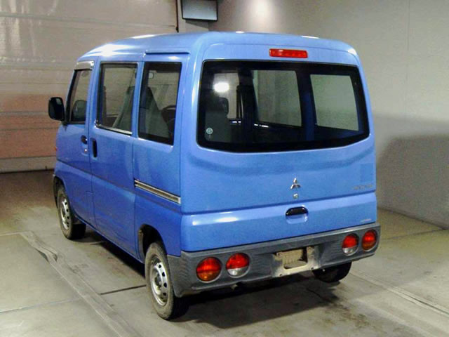 2000 Mitsubishi Minicab Van U62V (UW-697c7c1d65bac)[1]