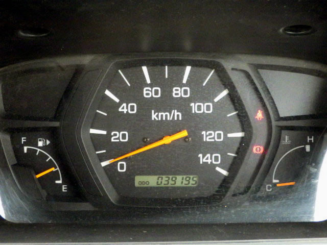 2000 Mitsubishi Minicab Van U62V (UW-6996bc1cb6e67)[12]