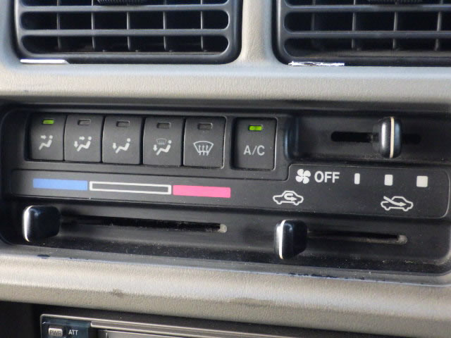 2001 Suzuki Every Wagon DA52W (UW-69846181b3073)[12]