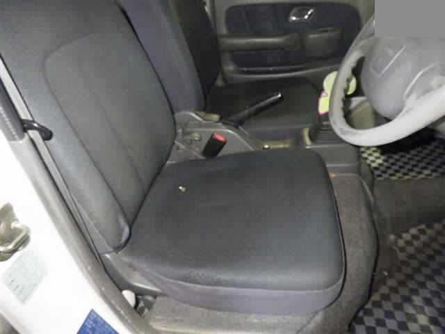 2001 Suzuki Every Wagon DA52W (UW-697c7e7b4109c)[3]