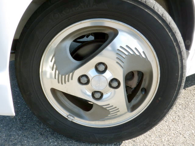 2001 Daihatsu Atrai S220G (UW-698552814c325)[33]