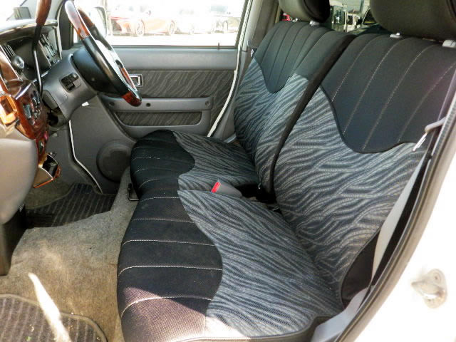 2001 Daihatsu Atrai S220G (UW-698552814c325)[18]