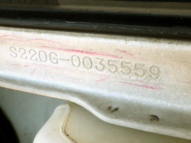 2001 Daihatsu Atrai S220G (UW-698552814c325)[24]