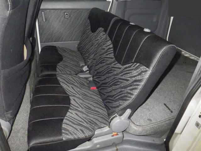 2001 Daihatsu Atrai S220G (UW-697c81ebcd00d)[4]