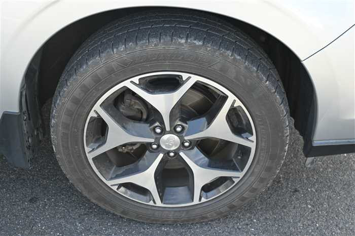 2013 Subaru Forester DBA-SJG (UW-6981ac2fa421c)[7]