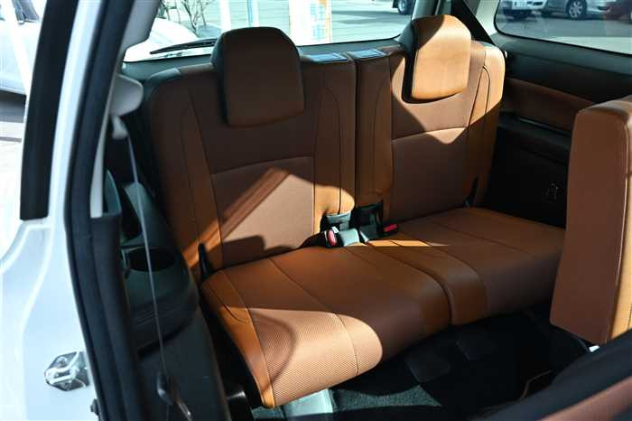 2016 Subaru Exiga DBA-YAM (UW-6981ac317a5d1)[14]