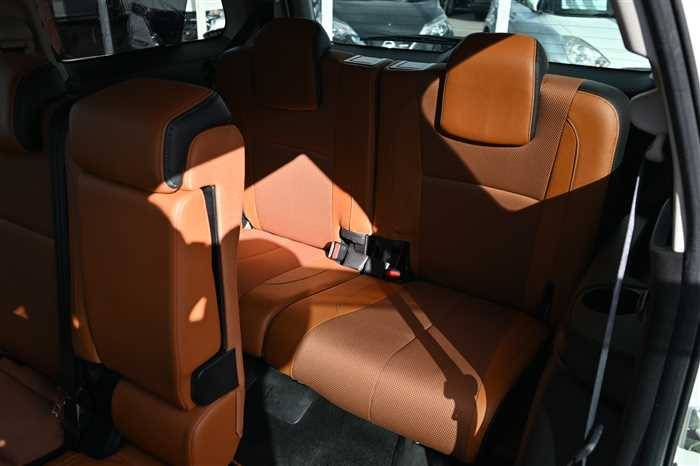 2016 Subaru Exiga DBA-YAM (UW-6981ac317a5d1)[17]