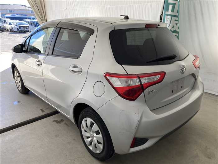 2017 Toyota Vitz KSP130 (UW-6981ac31a8c86)[3]