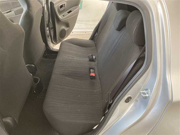 2017 Toyota Vitz KSP130 (UW-6981ac31a8c86)[13]