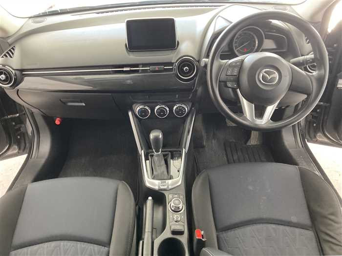 2015 Mazda Demio DBA-DJ3FS (UW-6981ac33ee00c)[15]