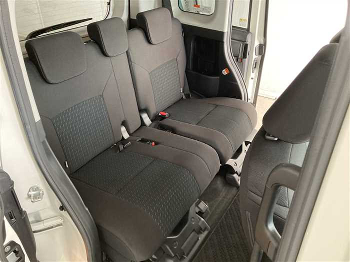 2021 Toyota Roomy 4BA-M900A (UW-6981ac343f29d)[10]