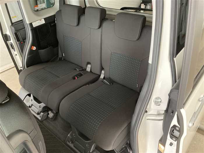 2021 Toyota Roomy 4BA-M900A (UW-6981ac343f29d)[12]