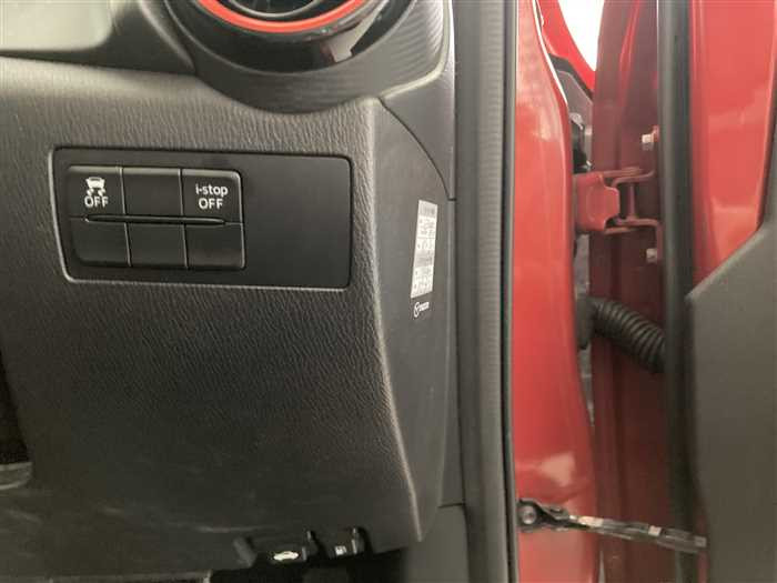 2015 Mazda Demio LDA-DJ5FS (UW-6981ac35e352a)[17]