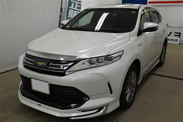 2018 Toyota Harrier Hybrid DAA-AVU65W