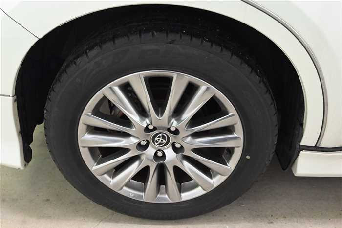 2018 Toyota Harrier Hybrid DAA-AVU65W (UW-6981ac37329f9)[5]