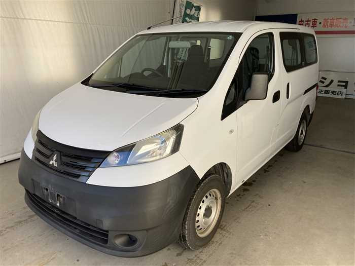 2018 Mitsubishi Delica Van DBF-VM20 (UW-6981ac3778d2b)[0]