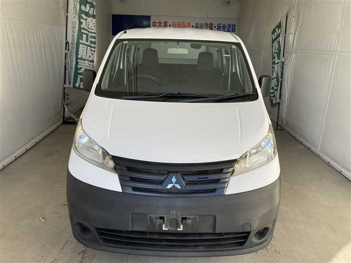 2018 Mitsubishi Delica Van DBF-VM20 (UW-6981ac3778d2b)[4]
