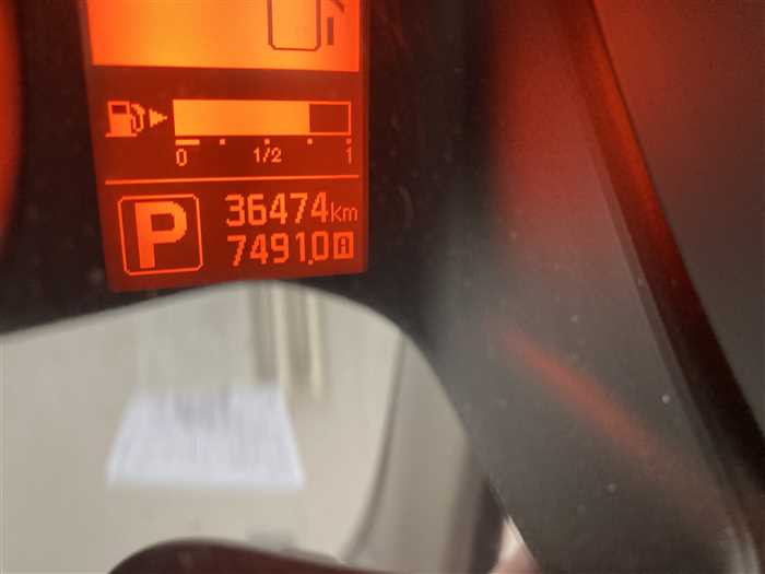 2018 Mitsubishi Delica Van DBF-VM20 (UW-6981ac3778d2b)[21]