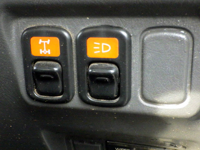 1994 Daihatsu Hijet Truck S110P (UW-69afec01dea3d)[15]