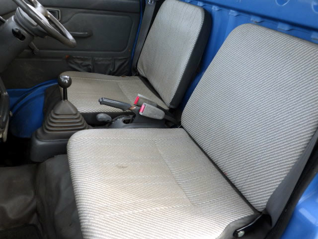 1994 Daihatsu Hijet Truck S110P (UW-69afec01dea3d)[5]