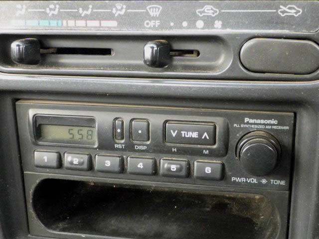 1994 Daihatsu Hijet Truck S110P (UW-69afec01dea3d)[11]