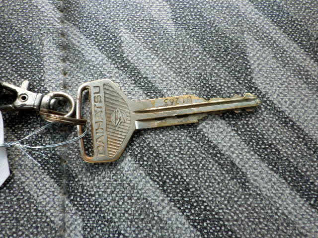 2001 Daihatsu Hijet Truck S210P (UW-699fc60ad5c99)[16]