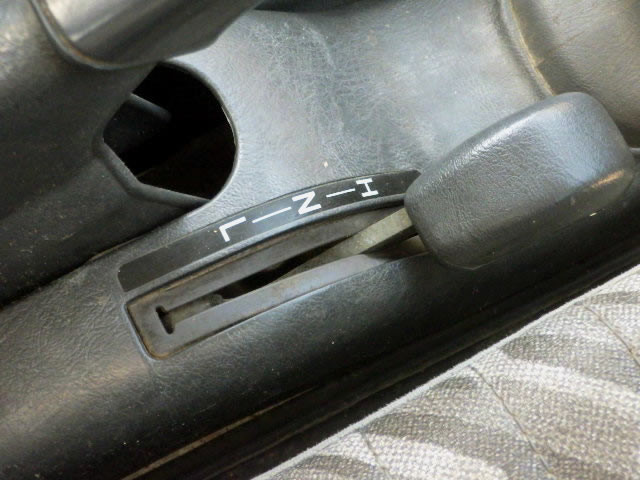 2001 Daihatsu Hijet Truck S210P (UW-699fc60ad5c99)[14]