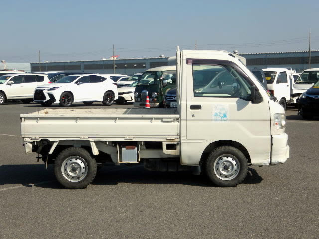2001 Daihatsu Hijet Truck S210P (UW-699fc60ad5c99)[2]