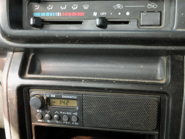 2001 Daihatsu Hijet Truck S210P (UW-699fc60ad5c99)[11]