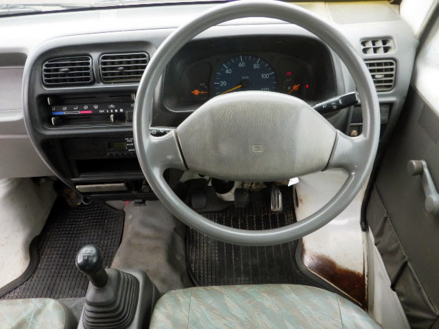 2001 Suzuki Carry Truck DB52T (UW-69a6a9fa0fad7)[5]