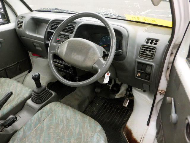 2001 Suzuki Carry Truck DB52T (UW-69a6a9fa0fad7)[11]