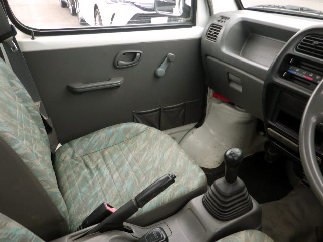 2001 Suzuki Carry Truck DB52T (UW-69a6a9fa0fad7)[9]