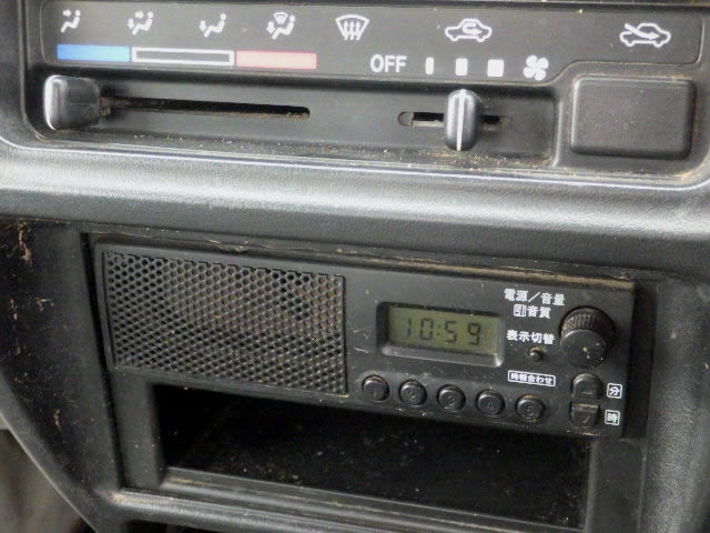 2001 Suzuki Carry Truck DB52T (UW-69a6a9fa0fad7)[12]