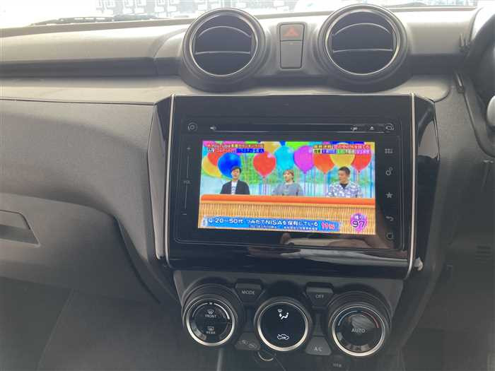 2017 Suzuki Swift DAA-ZC53S (UW-69a693f2cdbe5)[18]