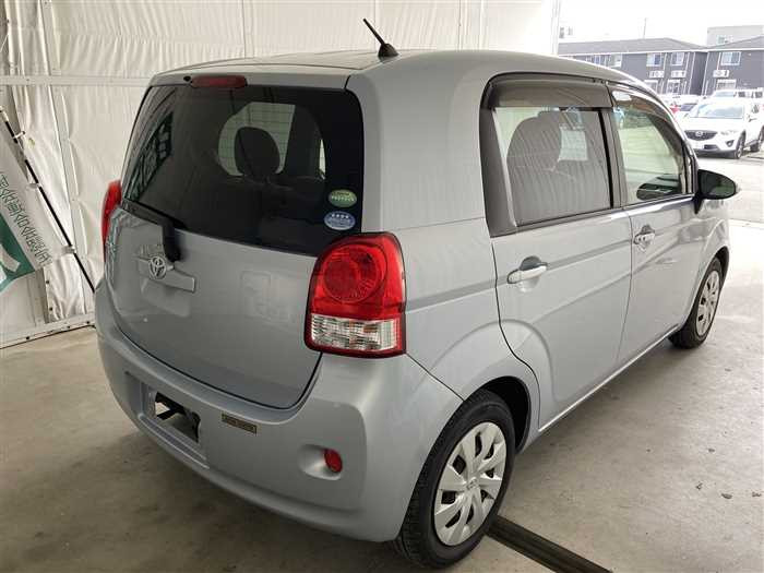 2013 Toyota Porte DBA-NCP141 (UW-69ad0025e1e97)[1]