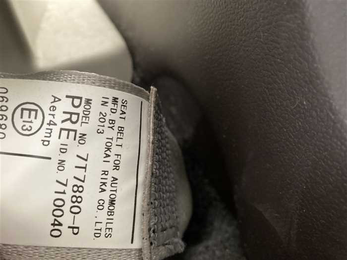 2013 Toyota Porte DBA-NCP141 (UW-69ad0025e1e97)[22]