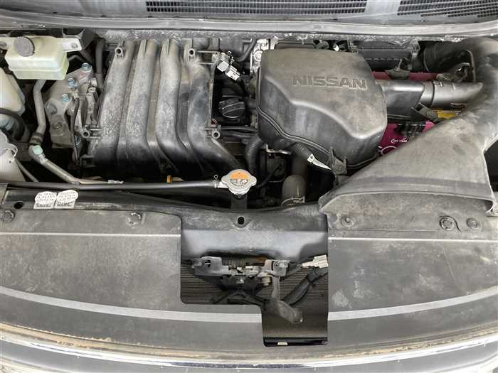 2015 Nissan Serena DBA-FNC26 (UW-69ad002517547)[28]