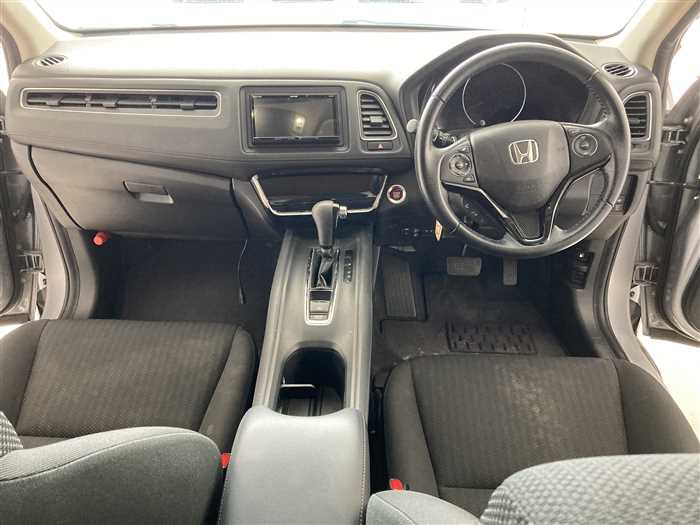 2017 Honda VEZEL DBA-RU2 (UW-69a693f408761)[15]