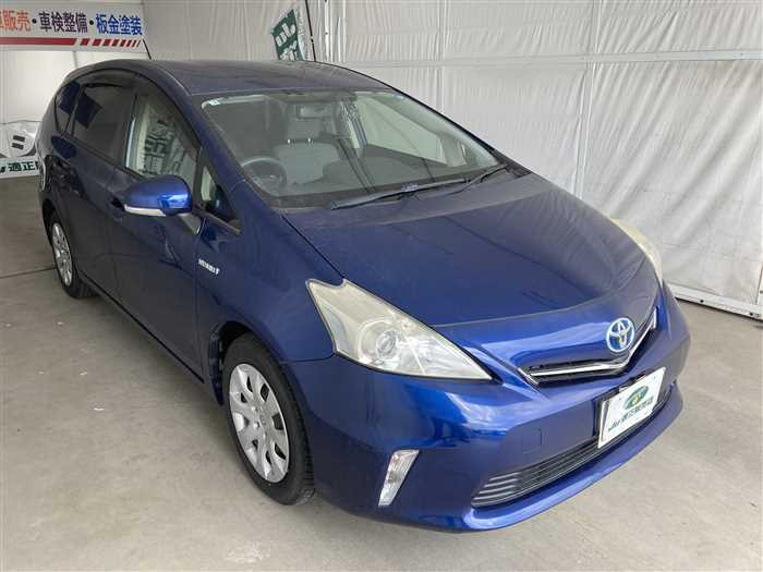 2013 Toyota Prius alpha DAA-ZVW41W (UW-69ad002687824)[2]