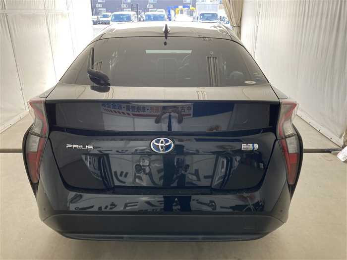 2017 Toyota Prius DAA-ZVW50 (UW-69ad00275fa46)[5]